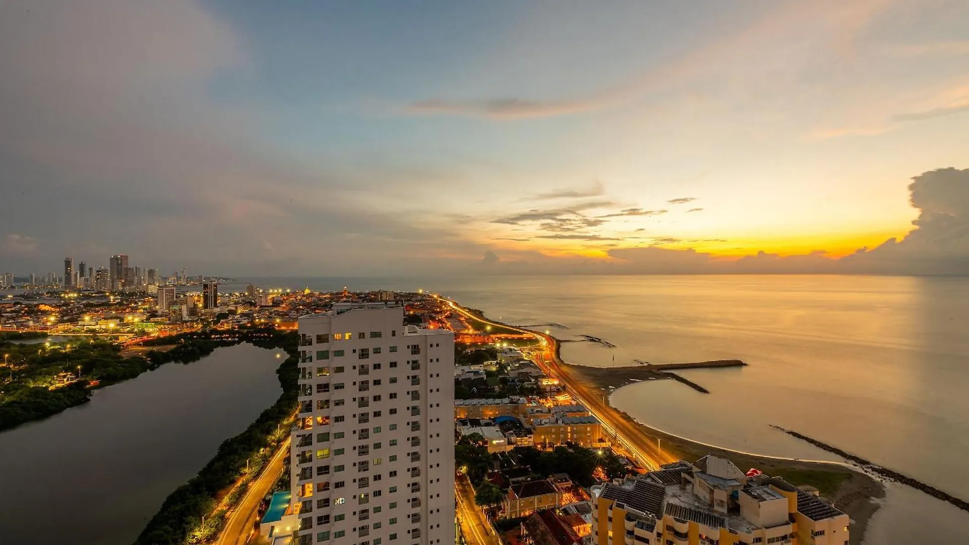 Espectacular Vista Al Mar And Historic Center 2Br Apartment Cartagena Colombia